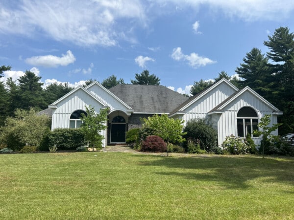 Vinyl siding installation in Plymouth MA, Plymouth County, by Coastal Windows & Exteriors to improve energy efficiency, weather resistance, and low-maintenance curb appeal