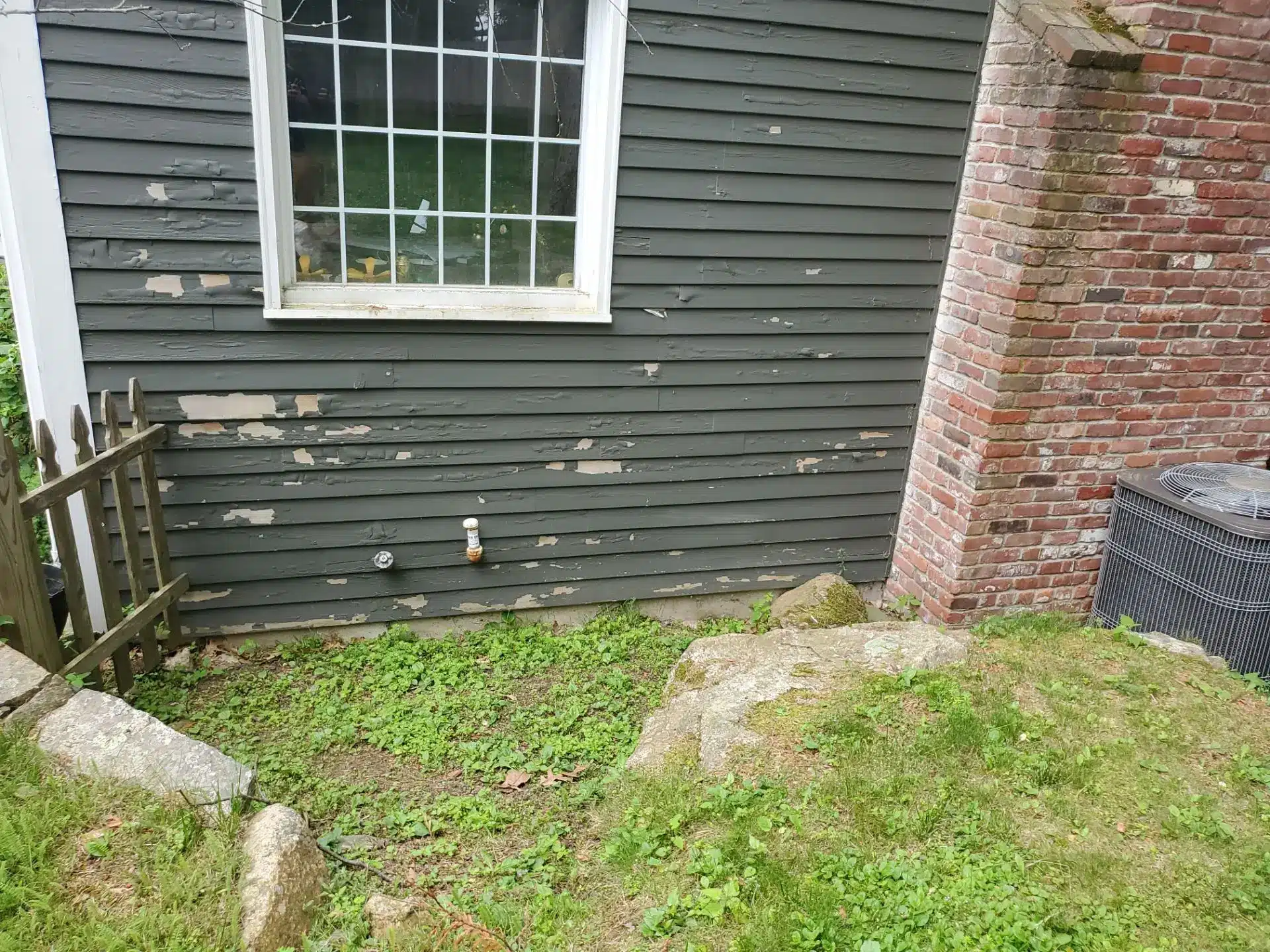 siding repair and installation - vinyl siding that looks like wood siding. Summer siding inspection checklist
