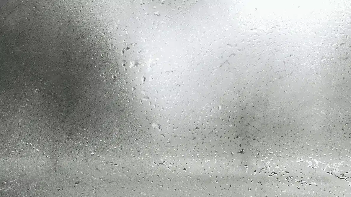 how to fix foggy windows