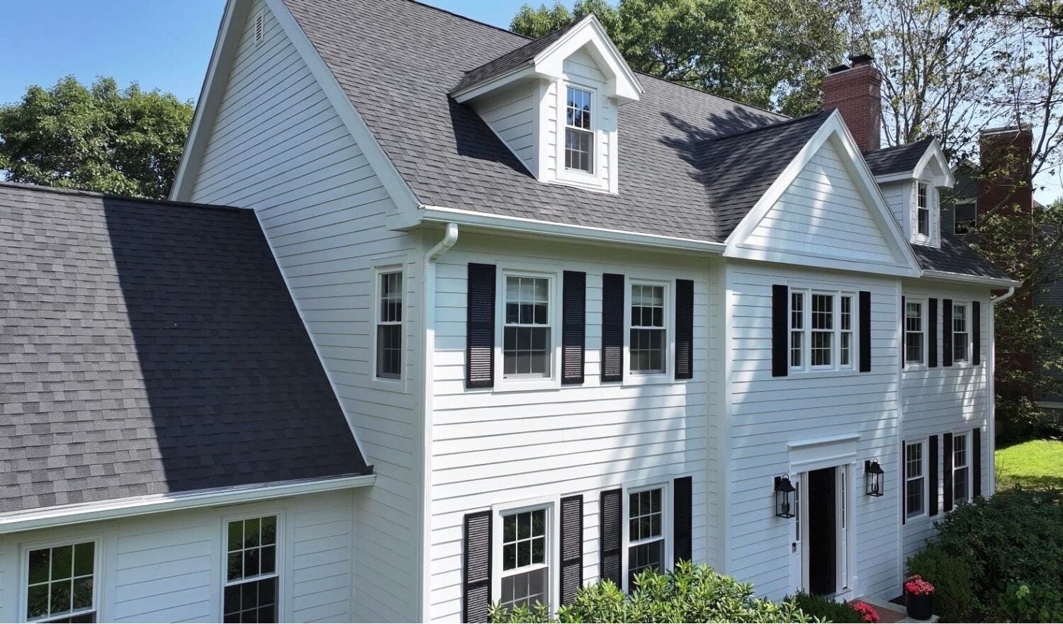 These white double-hung grid windows were installed to improve ventilation, efficiency, and overall home value. It’s Time to Replace Your Windows if your current windows are no longer providing reliable insulation or easy operation.