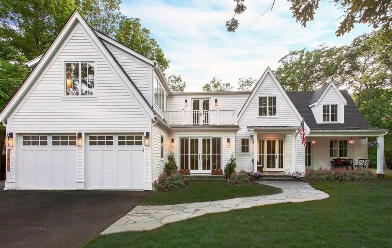 Professional James Hardie siding installation completed on Sanbornton NH, Central NH, Belknap County home by Coastal Windows & Exteriors
